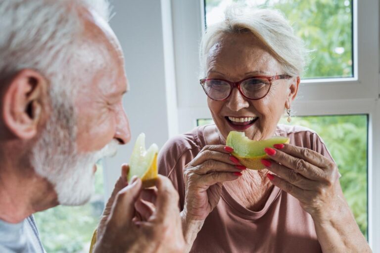 10 Simple and Healthy Snacks for Seniors